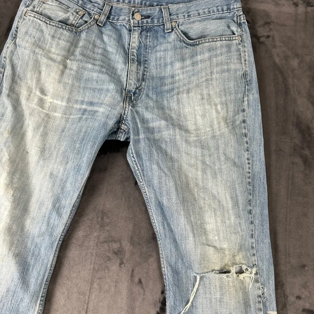 Levi's 514 Jeans Mens 36x30 Blue Straight Fit Distressed Light Wash Denim